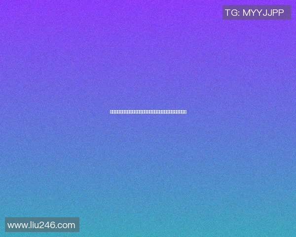 曾子墨：从凤凰卫视女主持到瑞幸咖啡老板娘，她的嫁得好不仅是运气